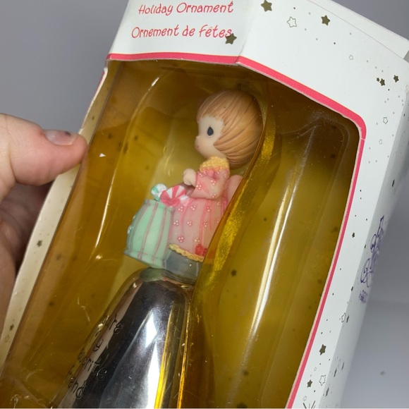 Dated 2003 Precious Moments
You're My Favorite Friend 2006 Bell
Ornament - Picture 6 of 7